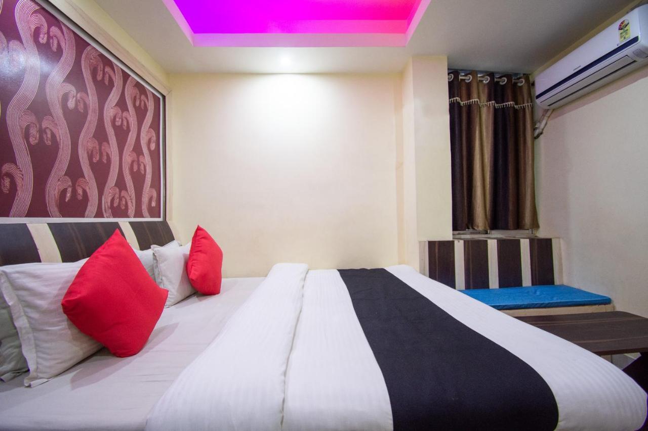 Capital O 67892 Hotel Sujata Tarapith Exterior photo